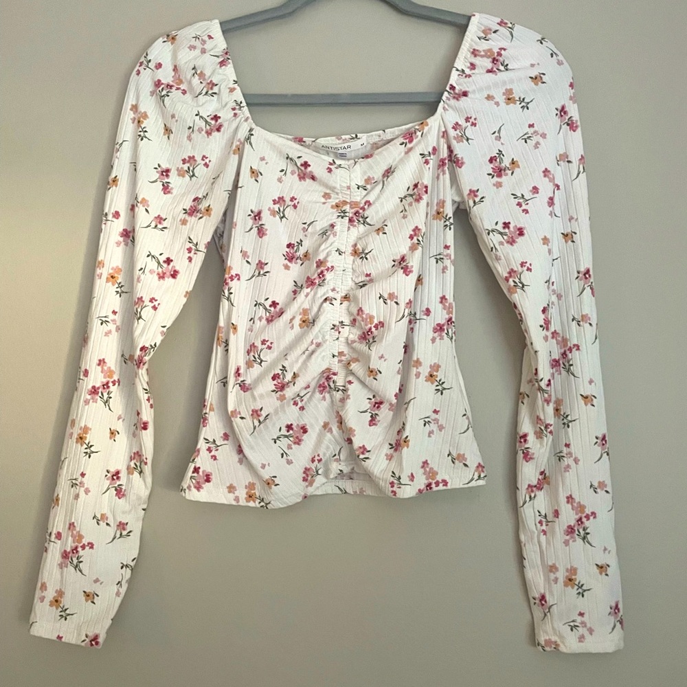 Off the shoulder floral long sleeve rouched knit
